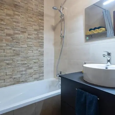 Flat 1, Elizabeth Court