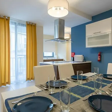 Flat 1, Elizabeth Court Apartment *