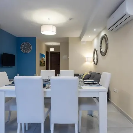 Flat 1, Elizabeth Court *