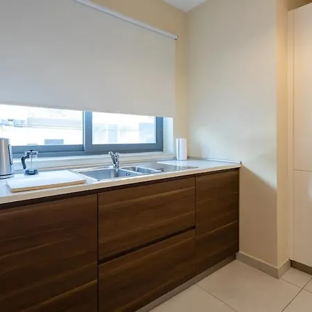 Apartment Flat 1, Elizabeth Court