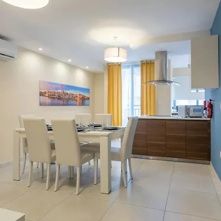 Apartment Flat 1, Elizabeth Court